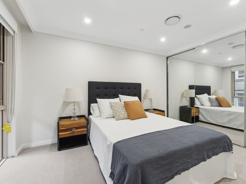 Unique Apartment in the Heart of Elizabeth Bay