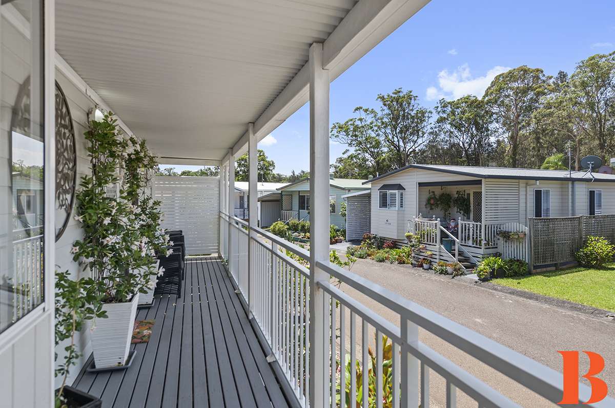 DEPOSIT TAKEN / UNDER CONTRACT -  Broadlands Summer Lifestyle - Presentation Unrivalled