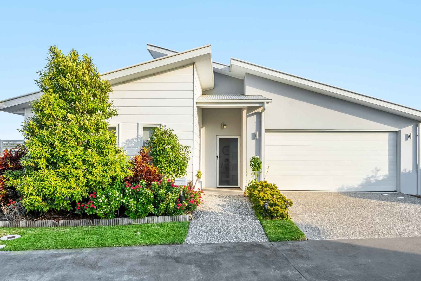 Luxury over 55's resort style living-Palm Lake Resort Ballina