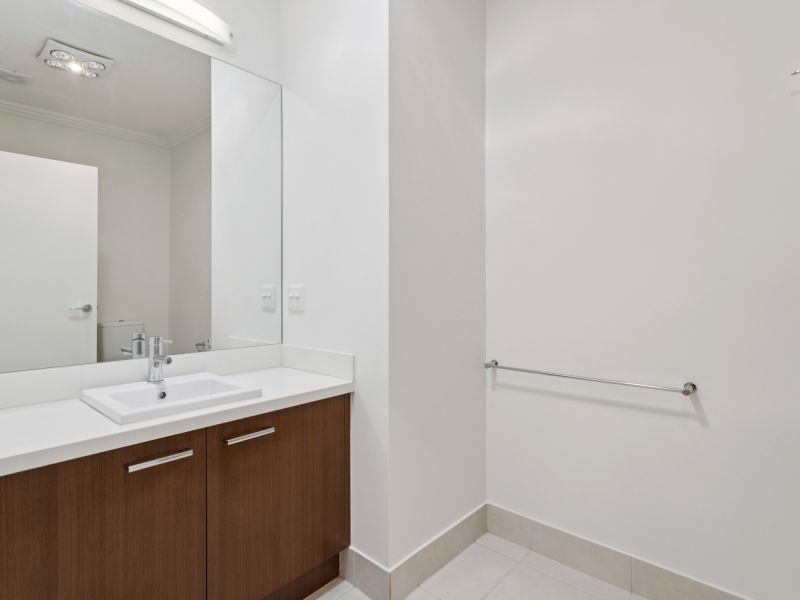 AVAILABLE NOW - Stylish, Light-Filled Villa 'The Botanical'