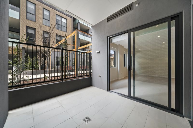 Apartment 40 Campbell Place - Retire in Style and Pets Welcome Too!