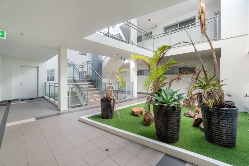 Contemporary Luxury Lifestyle!