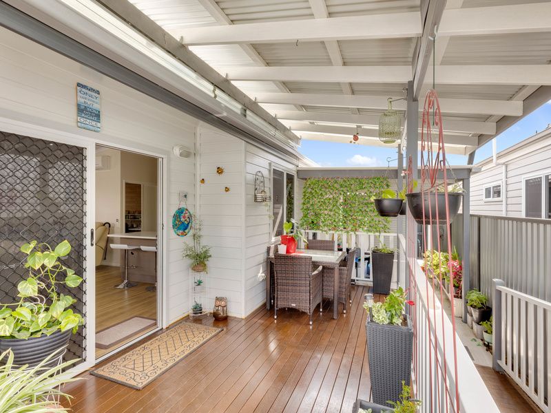 Two Bedrooms plus Study!