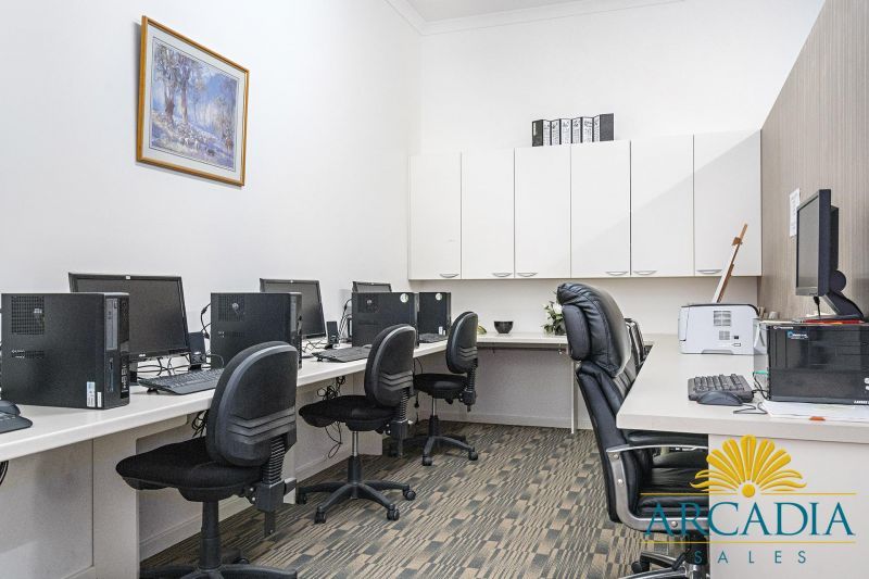 Arcadia Waters Geraldton - New Listing Fully Refurbished