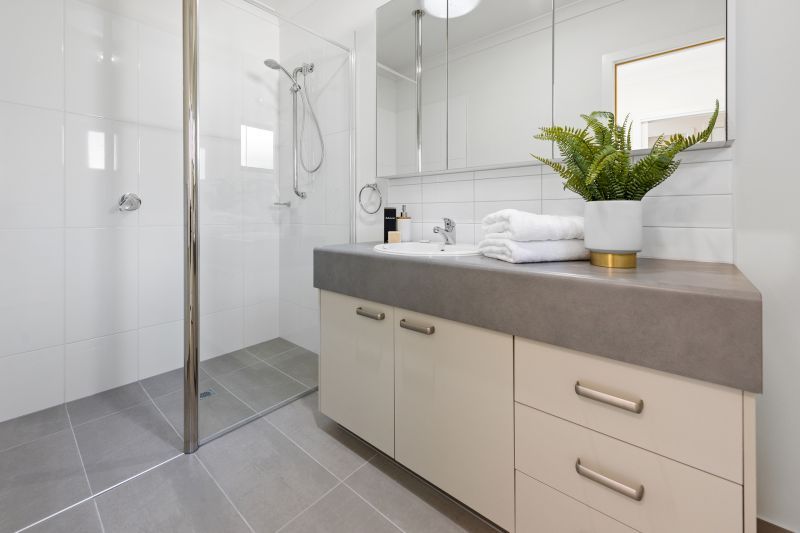 Freshly renovated two bedroom retreat in prime location in Arilla Village