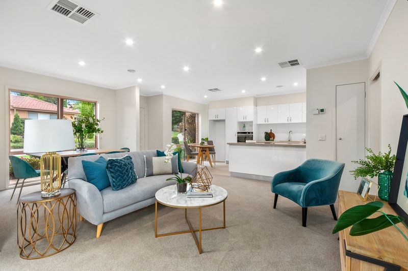 Beautiful villa with open-plan living