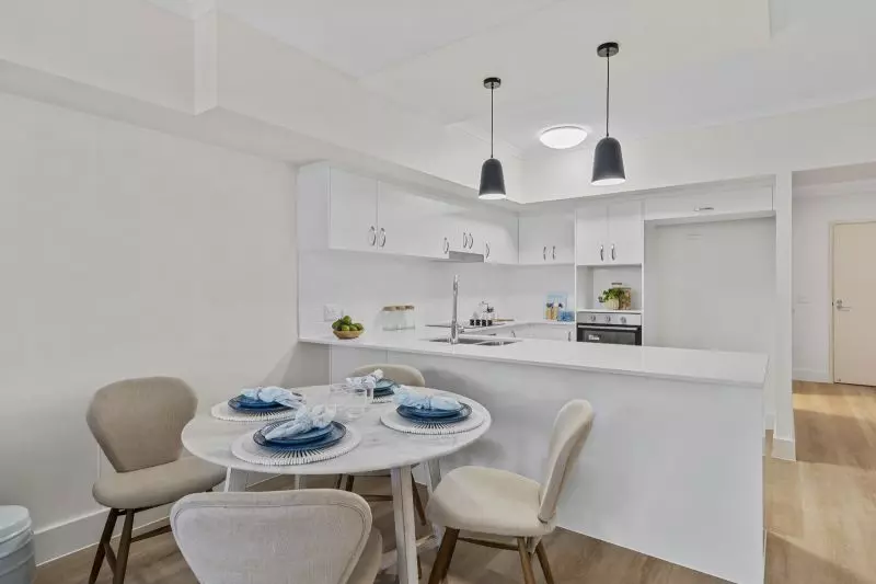 Two-bedroom two-bathroom apartment by the bay