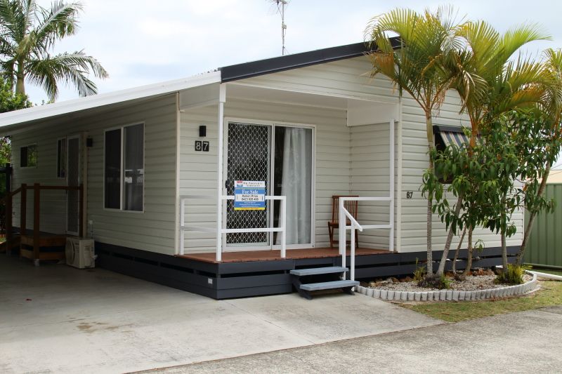 Tweed Broadwater Village, an Over 50’s Pet Friendly Lifestyle Village. 