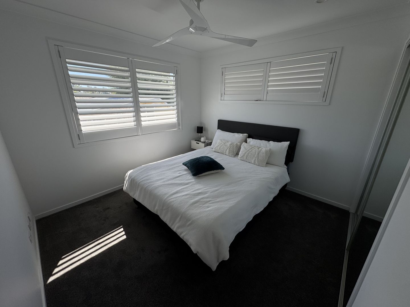 One bedroom Runaway Bay