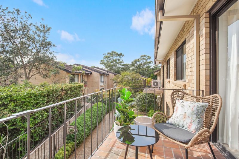 Apt 10 – Fully renovated north-facing 1-bed