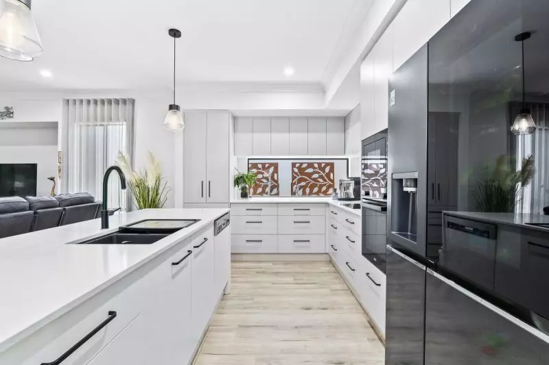 Site 100 - Established Lillydale