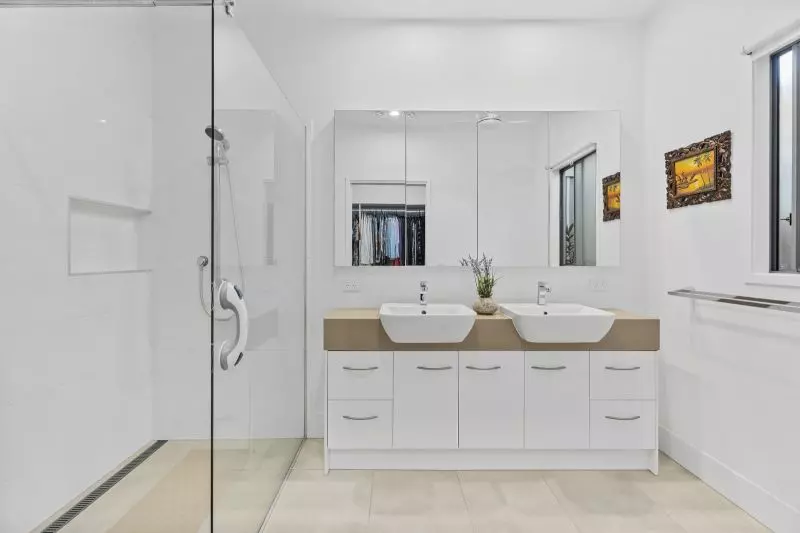 Site 55 - Established Crest Mare