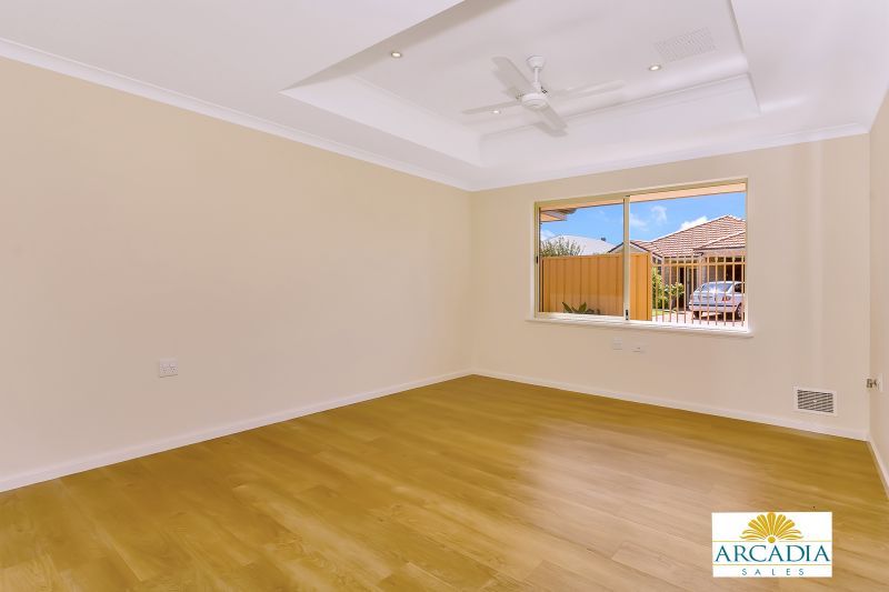 ARCADIA WATERS MANDURAH - Extra Wide Passageways & Spacious Living.