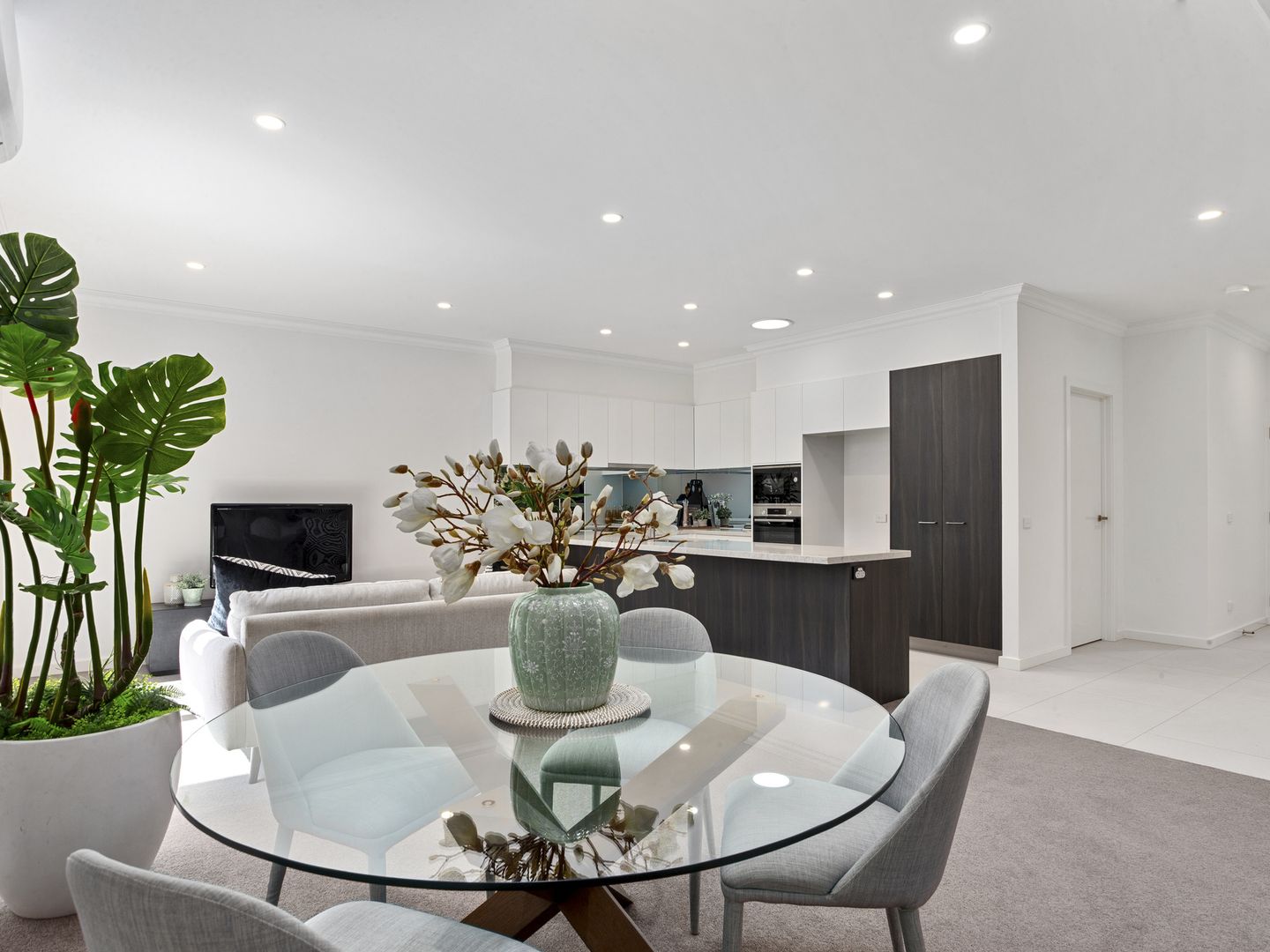 Luxury Living At It's Finest!