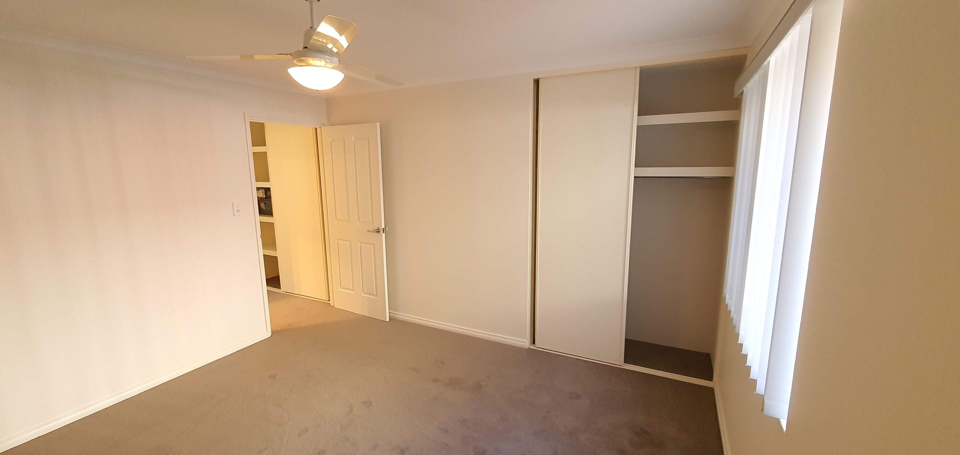 Price Drop! A Perfect Cosy Home Close to the Clubhouse - Recently Refurbished