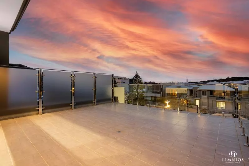 Seaside Living At It's Best!