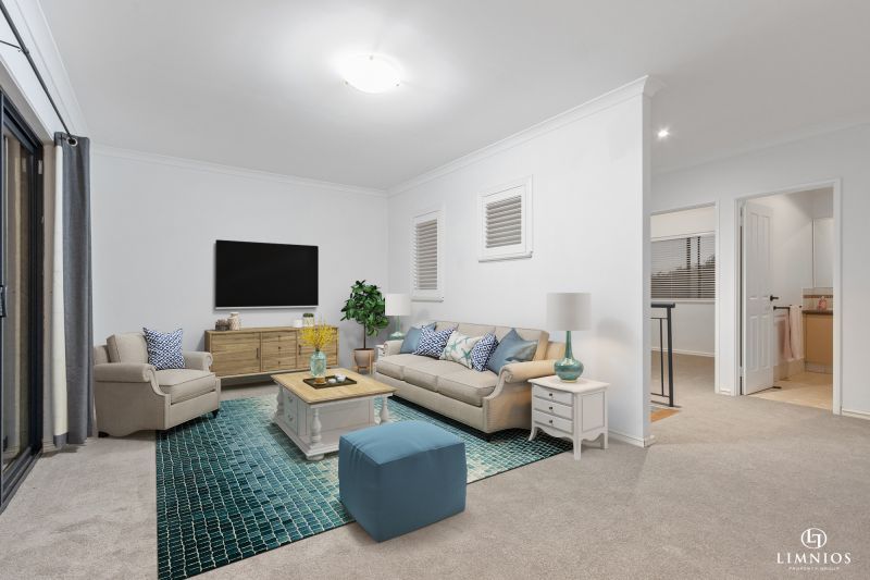 Versatile Family Living