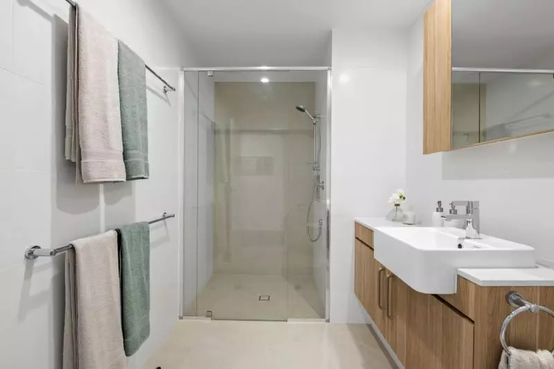 Luxury Top-Floor Living in Central Maroochydore