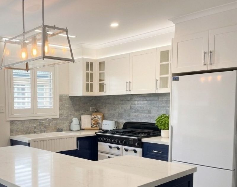 Updated 2 Bedroom Riverside Gem!
