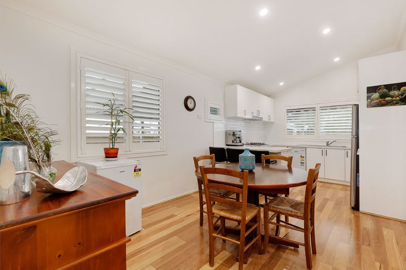 Pet friendly home in welcoming over 55s community