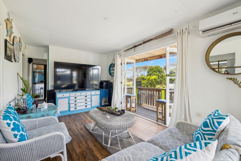 Hidden Coastal Paradise!