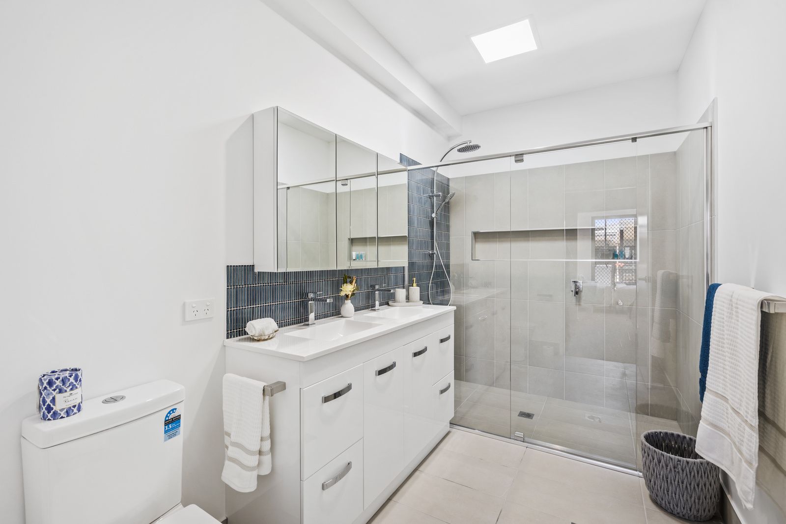 Book a tour of our Display Villas