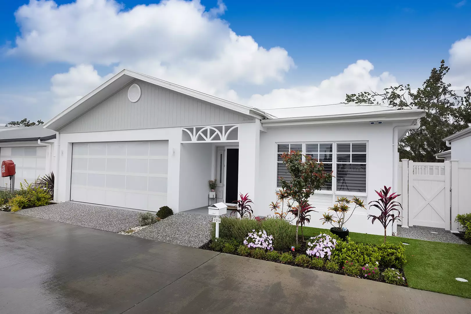 Palmetto 329 - Natural Light with a Beautiful Outlook