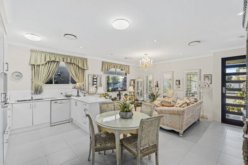 Refined Living – Elegant Two-Bedroom Haven