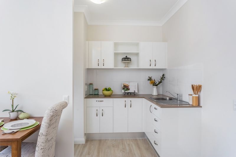 One-bedroom apartment with services - under renovation