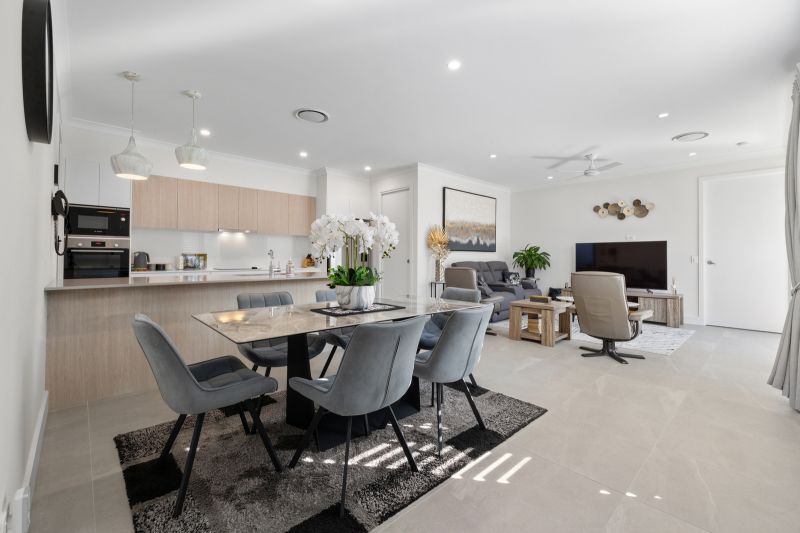 Refined Luxury, Spacious Alfresco Living!