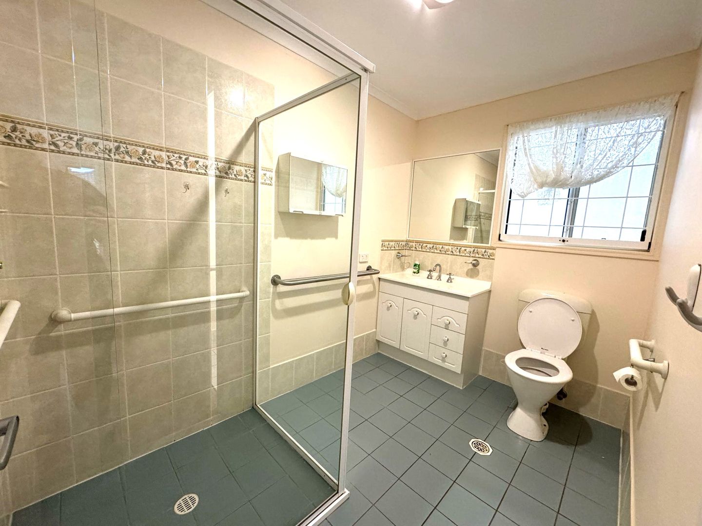 Rural Views ! - Sit Back and Enjoy the Views!