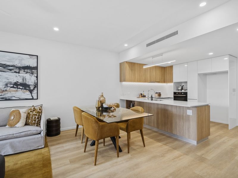 Open-plan two-bedroom apartment