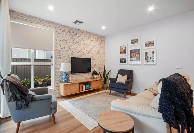 23 Columbus Circuit - Established Tasman Gable