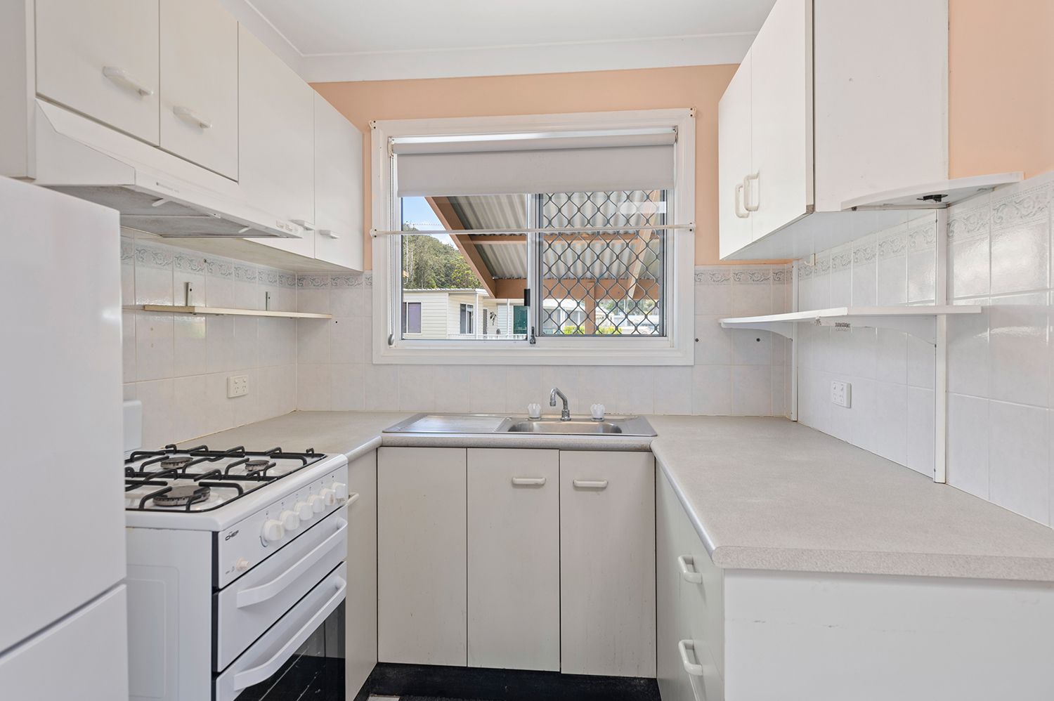 Easy and Care Free Home - So Handy to all Facilities