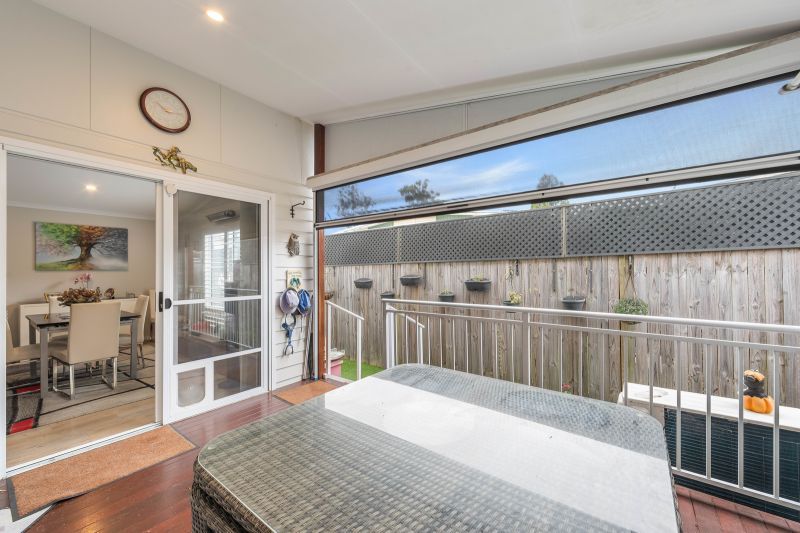 Sunlit Home in Sought-After Location!