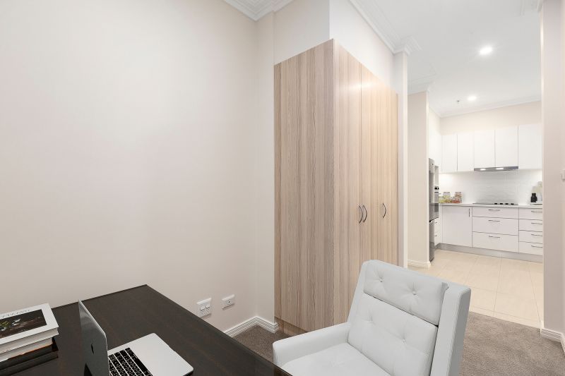 Light and bright apartment