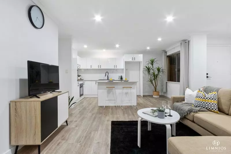 Simply Stunning and Feature Packed!