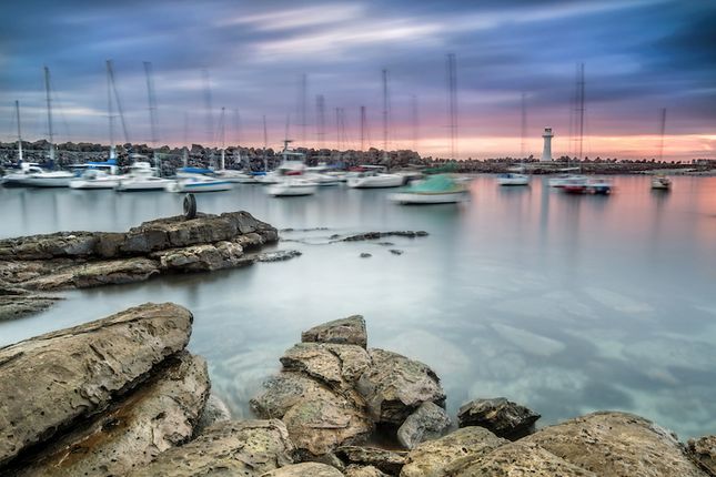 Signage, colours and cafes: How communities are supporting Australians with dementia