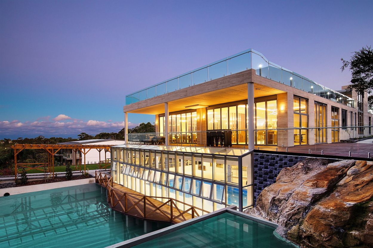 AVAILABLE NOW! UNIT 17 /8 Lady Penrhyn Drive, Beacon Hill