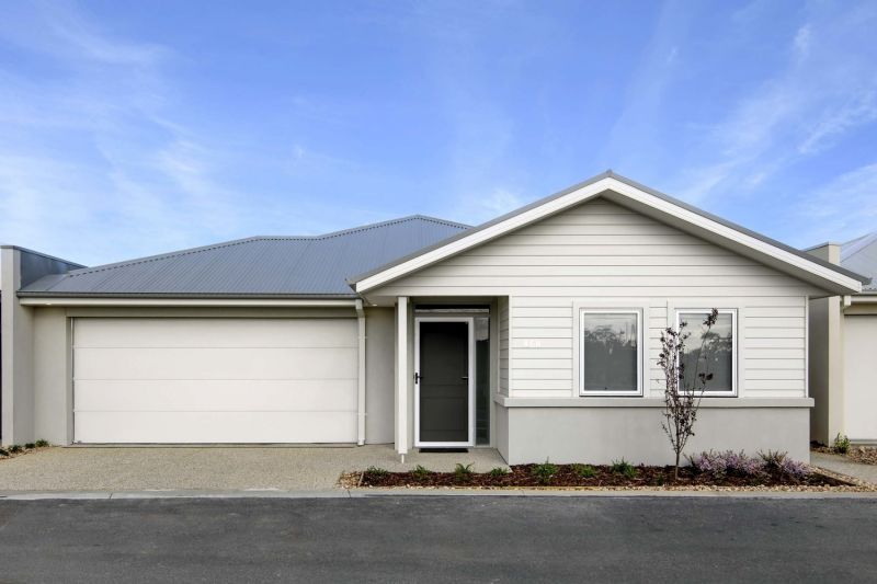 Open plan living to relax and enjoy