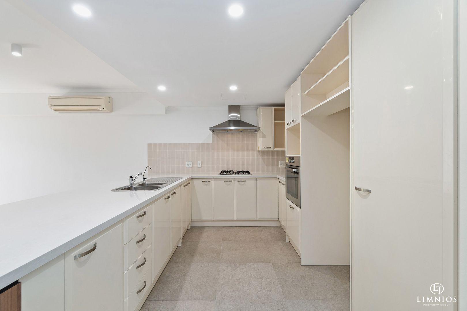 SOLD North facing, courtyard villa in the heart of Mercy Village.