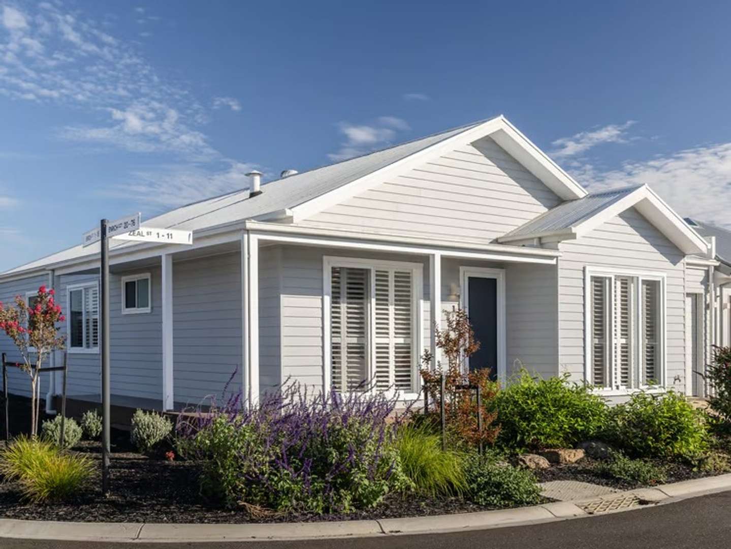 Lifestyle Communities Riverfield - Effortless living with a touch of opulence