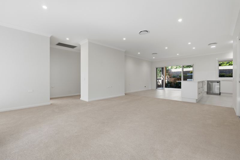 Privately located villa with easy walk to all village facilities.