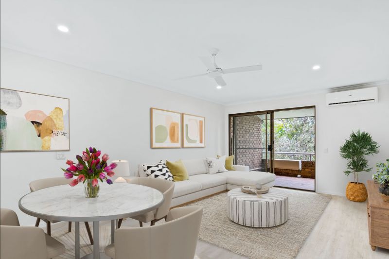 Spacious two-bedroom apartment with stunning bushland views