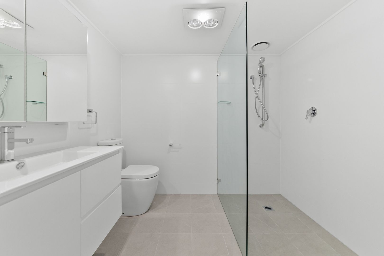 Beautifully Refurbished 2-Bedroom Unit!