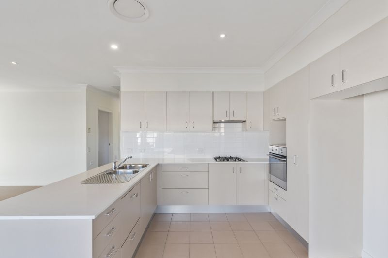 Waratah Highlands Retirement Village - 2 Bedroom plus Study lovely villa