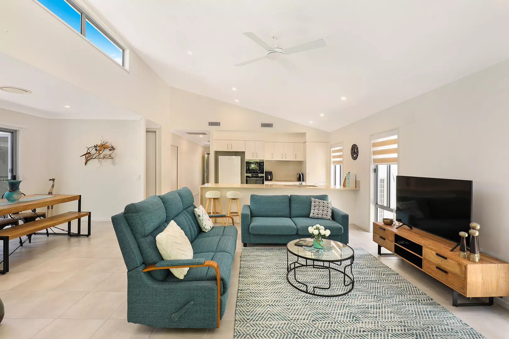 Elevate Your Lifestyle at Halcyon Lakeside – Where Comfort Meets Convenience - Villa 192