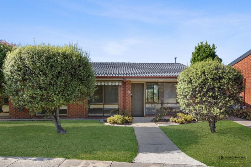 Beautifully Renovated 2-Bedroom Unit - Retirement Living