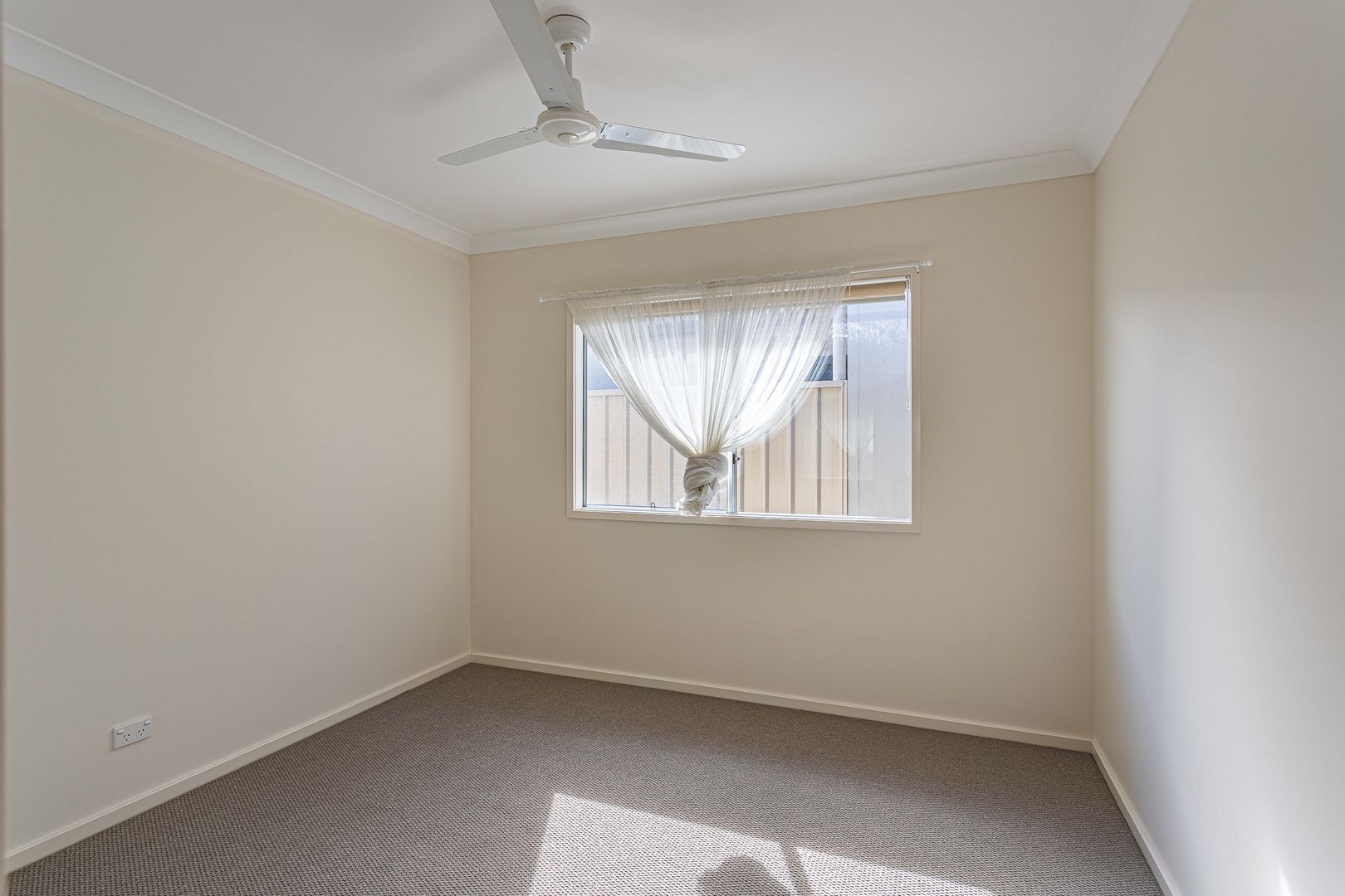 Palm Lake Resort Fern Bay - Close to all amenities