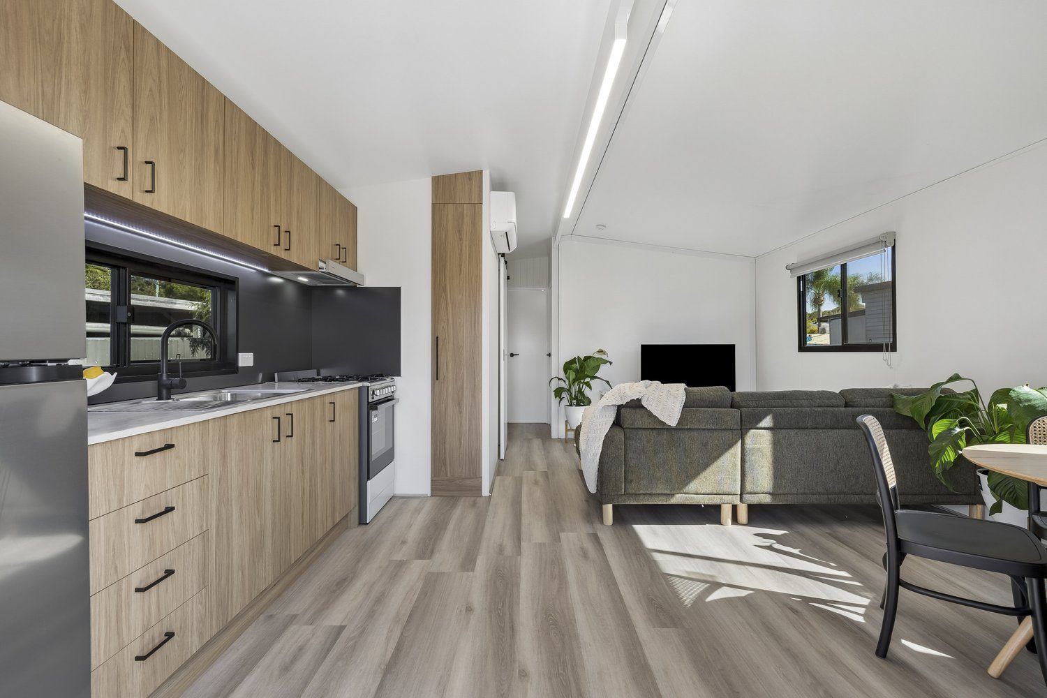 Modern Coastal Living – Low Maintenance, Move-In Ready